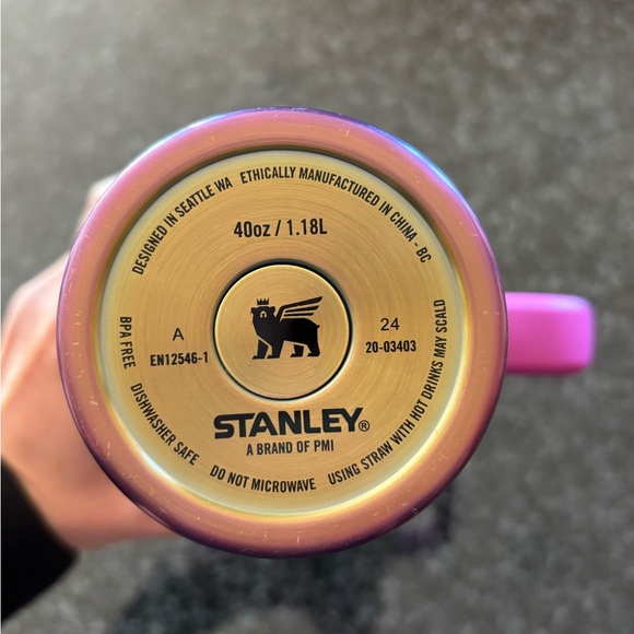 Stanley x Starbucks summer gradient 40 oz tumbler - Picture 3 of 6